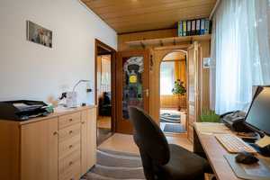 Gepflegtes Einfamilienhaus mit Pool, Vollkeller & Garage- ein Zuhause mit viel Potenzial! – Berlin – Vorschaubild 10