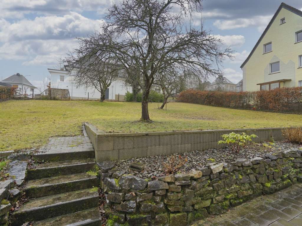 Immobilie in Arnsberg - Kapitalanlage: Zwei Mehrfamilienhäuser in Oeventrop! - Bild 1