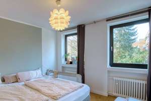 Modernisiertes familienfreundliches Reihenmittelhaus mit Terrasse und Garten in Düsseldorf-Ludenberg – Die vollständige Adresse der Immobilie erhältst du vom Anbieter., 40629 Ludenberg, Düsseldorf – Vorschaubild 15