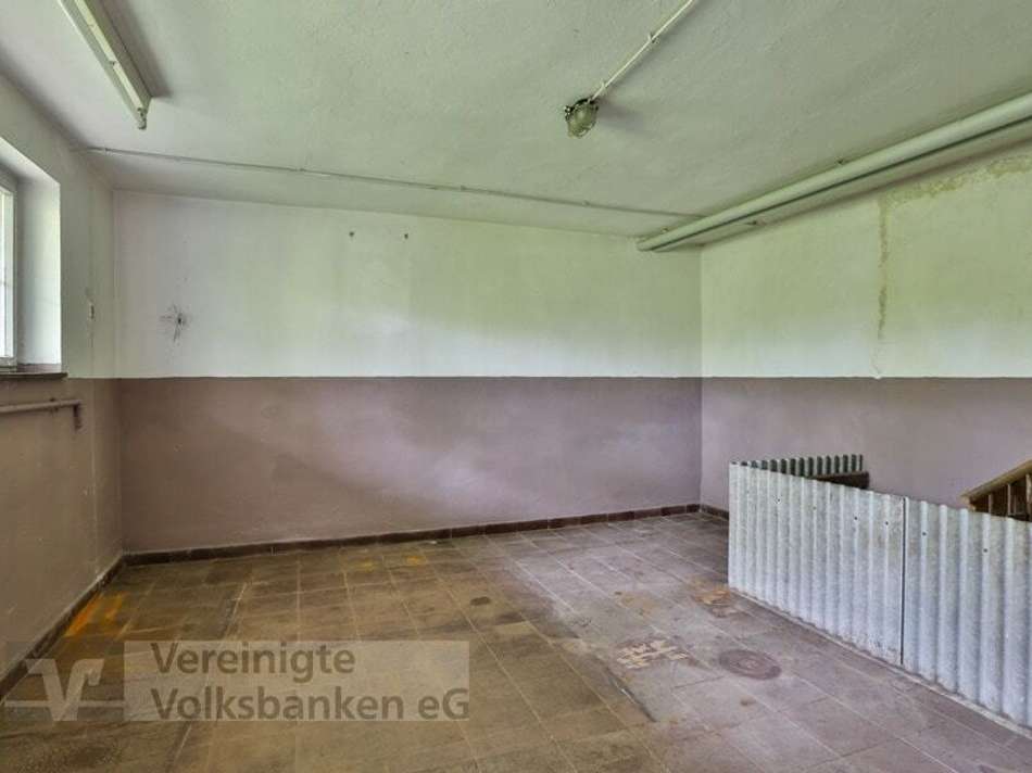 Keller