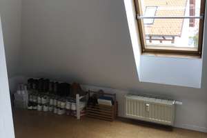 Helle Dachgeschoss-Wohnung, modern möbliert – Die vollständige Adresse der Immobilie erhältst du vom Anbieter., 89077 Söflingen, Ulm – Vorschaubild 8