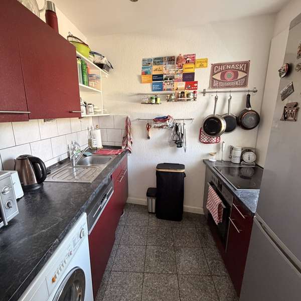 ***helle 3-Zimmer-Wohnung mit modernem Bad in unmittelbarer Nähe des Luisenhospitals***