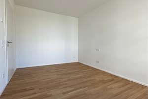 Neuwerte stilvolle 2-Zimmer-Wohnung mit EBK in Nürnberg – *SEETOR􀆃Campus* – Ostendstraße 123, 90482 Mögeldorf, Nürnberg – Vorschaubild 9