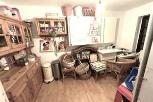 Muss man gesehen haben!
Ansprechendes Haus in begehrtem Umfeld, mit Tiefgaragenplatz und Potential! – Düren (Kreis) – Vorschaubild 15