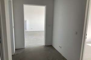 Ganz oben mit neuem Bad! – Karwendelstr. 9, 90471 Langwasser Nordwest, Nürnberg – Vorschaubild 3