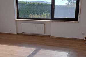 Diese Aussicht bekommen Sie gratis dazu – Die vollständige Adresse der Immobilie erhältst du vom Anbieter., 86609 Donauwörth – Vorschaubild 4
