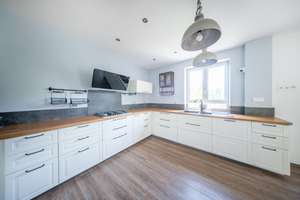 Perfekt saniertes Reihenmittelhaus in absoluter Bestlage – Die vollständige Adresse der Immobilie erhältst du vom Anbieter., 14055 Westend, Berlin – Vorschaubild 11