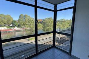 2 Zimmer-Wohnung mit Aufzug, Wintergarten, Tiefgaragenplatz und Blick zum Neckar + Fernsehturm – Die vollständige Adresse der Immobilie erhältst du vom Anbieter., 70376 Neckarvorstadt, Stuttgart – Vorschaubild 2