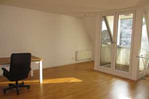 Zentral. modern. EBK. Bad mit Wanne u. Dusche, Kehrwochenservice. Loggia, TG-Platz – Hauptstätterstraße 112, 70178 Karlshöhe, Stuttgart – Vorschaubild 7