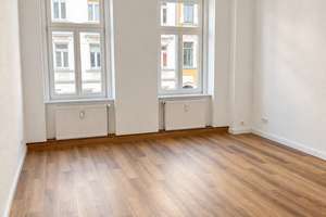 Bezugsfrei 4 Zimmer · 2023 renoviert · neue Holzfenster & Treppenhaus 2025 – 4229 Kleinzschocher, Leipzig – Vorschaubild 2