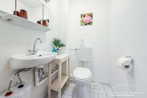 21668 HomeCompany Dresden Möbliert/Furnished  3-Zimmer Apartment / Haus mit Gartennutzung in Dres... – Die vollständige Adresse der Immobilie erhältst du vom Anbieter., 1326 Bühlau/Weißer Hirsch, Dresden – Vorschaubild 41
