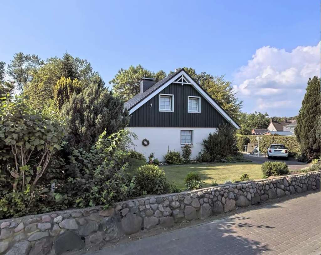 Immobilie in Delve - Viel Raum für die ganze Familie: Wohnhaus in Eidernähe in Delve zu verkaufen - Bild 3