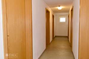 Einfach Mehr: Top 2-Zimmer-DG-Wohnung, modernisiert, EBK, Balkon, Garage. Ruhige Wohnlage. – Die vollständige Adresse der Immobilie erhältst du vom Anbieter., 85055 Nordost, Ingolstadt – Vorschaubild 20