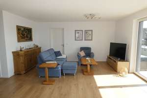 Moderne 4-Zimmer-Penthouse-Wohnung mit Einbauküche, Aufzug und großer Dachterrasse – 51381 Lützenkirchen, Leverkusen – Vorschaubild 2