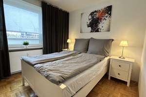 Exklusive, gepflegte 2-Raum-DG-Wohnung mit Balkon und Einbauküche in München Milbertshofen – Schleißheimerstraße 259, 80809 Am Riesenfeld, München – Vorschaubild 6