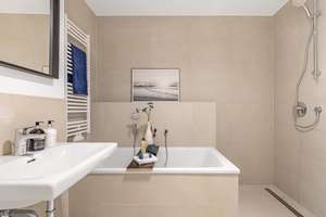 2,5-Zimmer-Gartenwohnung, Süd-West Terrasse + Homoffice/Gast im UG – Aubing-Ost-Straße 68/70, 81245 Altaubing, München – Vorschaubild 8