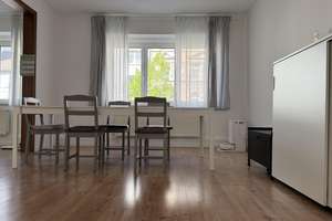 Hochwertig,vollmöbliert,saniert,ruhig,1.OG, 3,5 Zimmer, Küche mit EBK, Tageslichtbad, Sonnenbalkon – Bilker Allee 53, 40219 Unterbilk, Düsseldorf – Vorschaubild 3