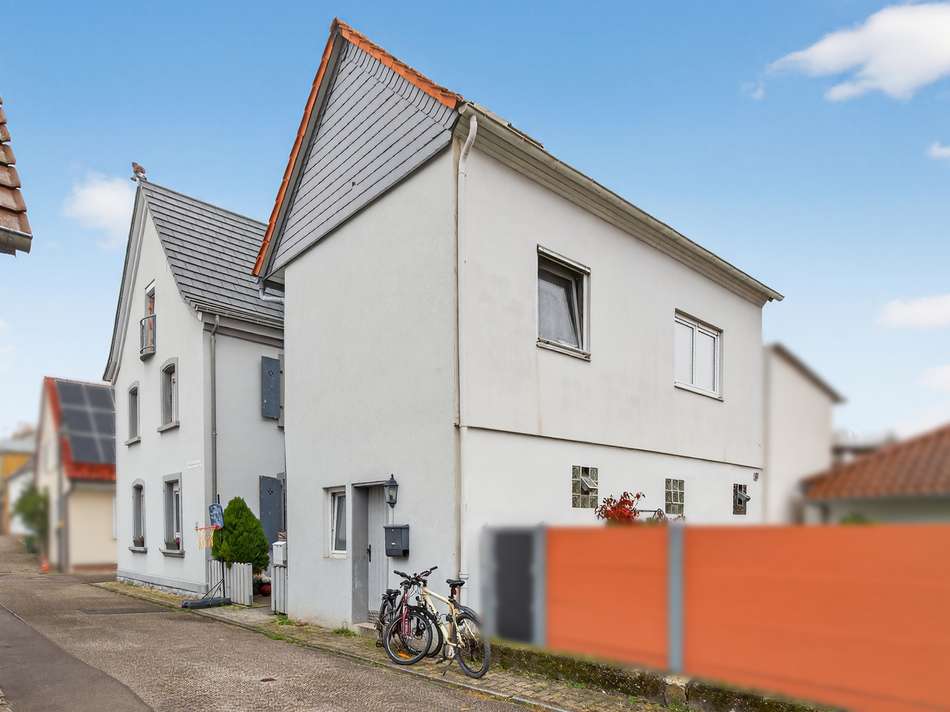 Ansicht Haus mit Anbau