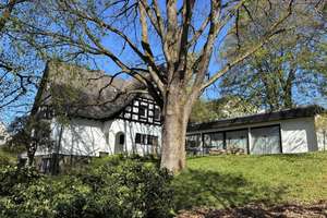 Repräsentative Villa mit Aufzug und Schwimmbad – Die vollständige Adresse der Immobilie erhältst du vom Anbieter., 57078 Geisweid, Siegen – Vorschaubild 4