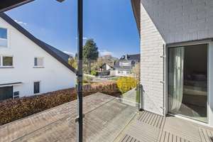 GROßZÜGIGES FAMILIENHAUS - SYSTEMATISCH MODERNISIERT INKLUSIVE NEUER WÄRMEPUMPE IN BONN HOLZLAR – Die vollständige Adresse der Immobilie erhältst du vom Anbieter., 53229 Holzlar, Bonn – Vorschaubild 25