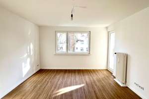 Vermietete 2,5-Zi.-Whg. + Süd-Loggia + EBK + ruhige Lage in Steglitz/LANKWITZ mit Potenzial – Die vollständige Adresse der Immobilie erhältst du vom Anbieter., 12247 Lankwitz, Berlin – Vorschaubild 8