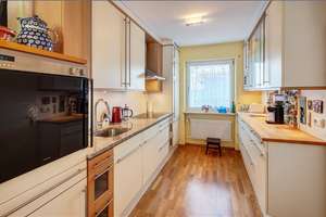 Möbliert: Schönes, möbliertes 4-Zimmer-Reihenhaus  – Die vollständige Adresse der Immobilie erhältst du vom Anbieter., 81549 Balanstraße-West, München – Vorschaubild 10
