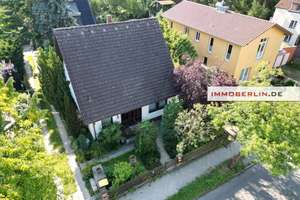 IMMOBERLIN.DE - Komfortables freistehendes Einfamilienhaus mit charmantem Ambiente – Die vollständige Adresse der Immobilie erhältst du vom Anbieter., 14167 Zehlendorf, Berlin – Vorschaubild 12