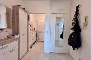 Komfortable wohnen mit Weitblick- Gepflegte Eigentumswohnung mit Aufzug und Loggia in Essen-Kettwig – Die vollständige Adresse der Immobilie erhältst du vom Anbieter., 45219 Kettwig, Essen – Vorschaubild 2