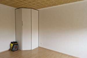 Bezugsfrei! Schöne 2-Zi. - Wohnung mit Garage in Offenhausen – Schillerstr. 26, 89231 Neu-Ulm – Vorschaubild 10