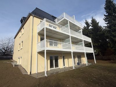 Topmoderne-3-Zimmer-Wohnung im EG mit Balkon und Stellplatz zum Erstbezug