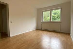 Großzügige 4-Zimmer-Eigentumswohnung in ruhiger Lage von Bothfeld. Ihr neues Zuhause im Grünen! – Die vollständige Adresse der Immobilie erhältst du vom Anbieter., 30659 Bothfeld, Hannover – Vorschaubild 6