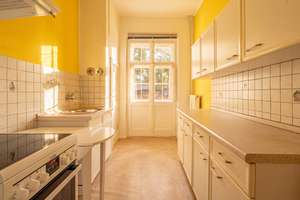 Ruhig mit Originaldielen und schönem Gemeinschaftsgarten - bezugsfrei – Die vollständige Adresse der Immobilie erhältst du vom Anbieter., 10318 Karlshorst, Berlin – Vorschaubild 5