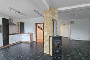 Modernisiertes Einfamilienhaus sucht helfende Hände zum wieder Aufhübschen! – Alzey-Worms (Kreis) – Vorschaubild 2