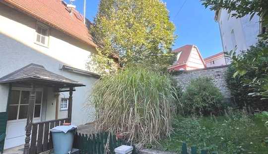 Bild von Kleines freistehendes 1-Fam. Haus mit zusätzl. 2 ZW