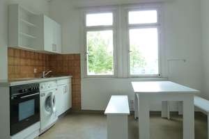 NUR FÜR STUDENTEN-/INNEN - Zimmer in einer 4er-WG in einem Studentenwohnheim in Reutlingen – Seestraße 25, 72764 Reutlingen-Mitte, Reutlingen – Vorschaubild 3
