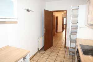 Entspannen auf Riesenbalkon: 4-Zimmer-Wohnung in Kassel-Kirchditmold. Provisionsfrei - ohne Makler – Die vollständige Adresse der Immobilie erhältst du vom Anbieter., 34130 Kirchditmold, Kassel – Vorschaubild 18