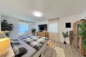 "Wohnen der Zukunft: Barrierefreier Bungalow, Wärmepumpe, PV, hochwertige Ausstattung(ohneSwimSpa)" – Die vollständige Adresse der Immobilie erhältst du vom Anbieter., 84359 Simbach am Inn – Vorschaubild 12