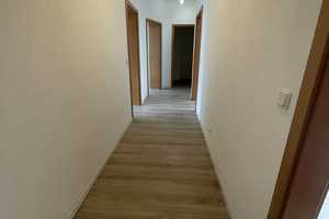 Platz für die ganze Familie – 3 Zimmer mit Tageslichtbad! – Wolfenbütteler Str. 17, 39112 Magdeburg – Vorschaubild 4