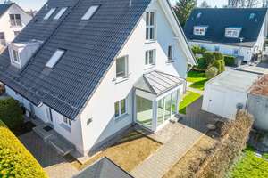 Attraktive DHH, 5 Zimmer inkl. Hobbyraum in ruhiger Wohnlage – Erbbaurecht - 73 Jahre Restlaufzeit – Die vollständige Adresse der Immobilie erhältst du vom Anbieter., 80995 Lerchenau-West, München – Vorschaubild 2