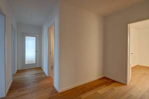 Urbaner Rückzugsort: Entdecken Sie die Vorzüge dieser neuwertigen 4-Zimmer-Dachterrassenwohnung – Berduxstraße 58, 81245 Neupasing, München – Vorschaubild 13