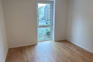 sanierte 2-Zimmwerwohnung mit *Balkon* – Kampstraße 9, 46117 Osterfeld-West, Oberhausen – Vorschaubild 2