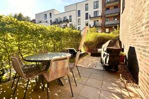 Gartenwohnung mit Ost- und Westgarten - 4 Zimmer in Othmarschen