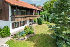 Großzügiges Einfamilienhaus mit Einliegerwohnung und traumhaftem Panoramablick in Oberhausen – Die vollständige Adresse der Immobilie erhältst du vom Anbieter., 82386 Oberhausen – Vorschaubild 5