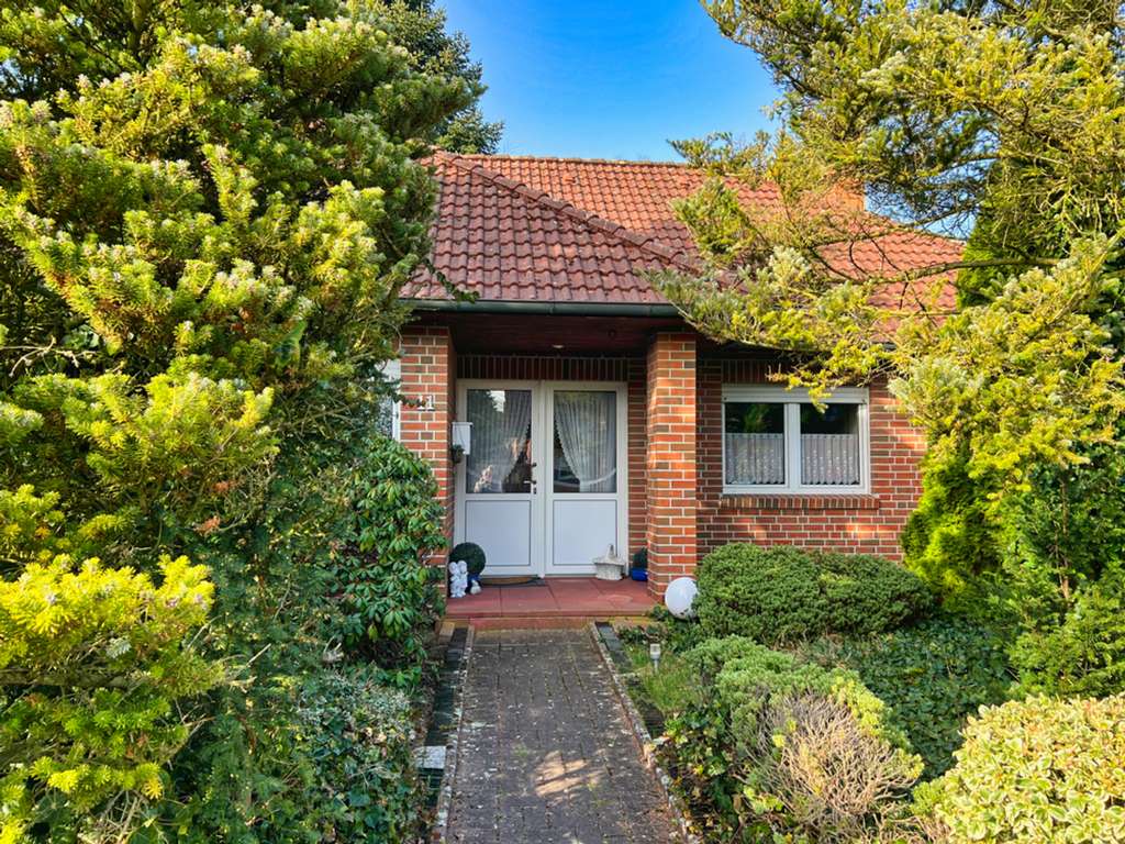 Immobilie in Werlte - Komplett ebenerdig! Gemütlicher Bungalow in Werlte! - Bild 1