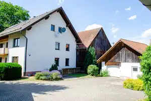 Einfamilienhaus mit 244 m², Nebengebäuden und viel Potenzial in ländlicher Lage – Amberg-Sulzbach (Kreis) – Vorschaubild 6