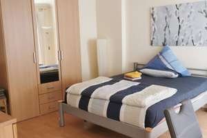 Gepflegte 1-Zimmer-Wohnung in Düsseldorf-Friedrichstadt – Jahnstraße 2c, 40215 Friedrichstadt, Düsseldorf – Vorschaubild 1