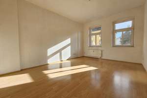 Maisonette Wohnung mit Balkon -bester Deal!/Maisonette apartment with a balcony—a great deal! – 8064 Oberplanitz, Zwickau – Vorschaubild 4