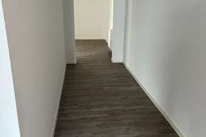 Bismarckstr. 90, Helle, renovierte 3-Zimmer Wohnung mit Dachterrasse und Balkon in Remscheid – Bismarckstraße 90, 42859 Zentralpunkt, Remscheid – Vorschaubild 13