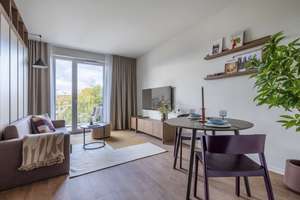 Möblierte Studio Wohnungen mit Gemeinschaftsflächen: Padelplatz, Fitness, Dachterrasse & mehr – Buschkrugallee 64, 12359 Britz, Berlin – Vorschaubild 3