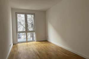 Hochwertige 3-Raum-Wohnung mit Balkon - Aufzug vorhanden! – Helmstedter Straße 4, 39112 Sudenburg, Magdeburg – Vorschaubild 3